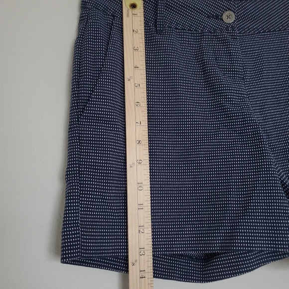 The Limited Size 8 shorts. Navy and white. - Picture 6 of 7